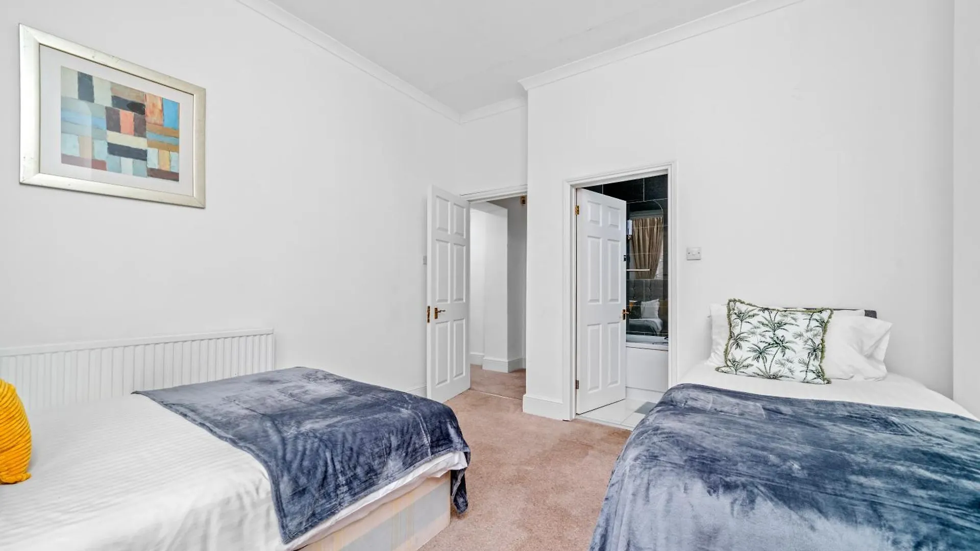Sublime 2Bed Near 02 Arena, Airport, Drl & Jubilee Line Apartment London
