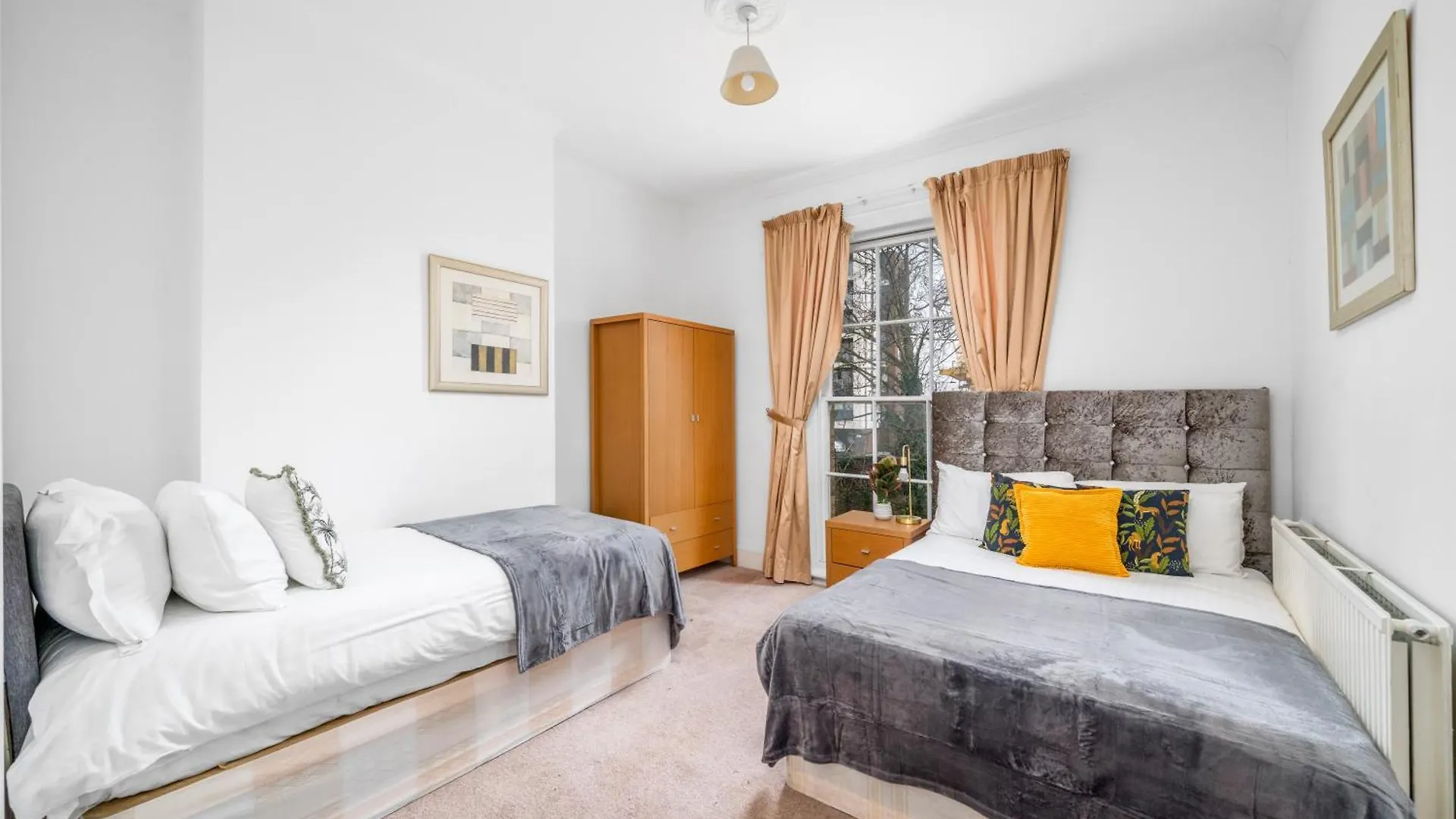 Sublime 2Bed Near 02 Arena, Airport, Drl & Jubilee Line Apartment London 0*,  United Kingdom