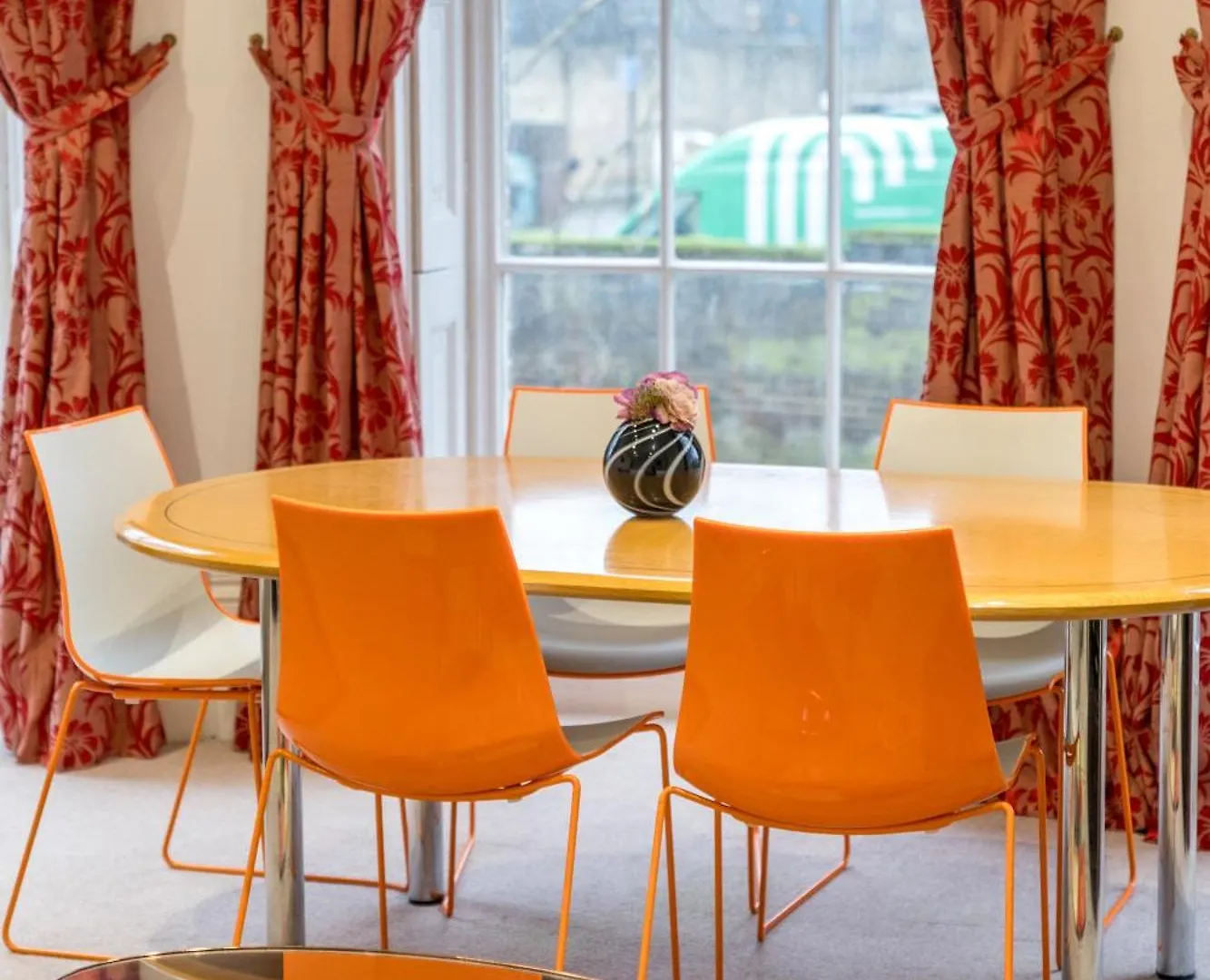 Sublime 2Bed Near 02 Arena, Airport, Drl & Jubilee Line Apartment London
